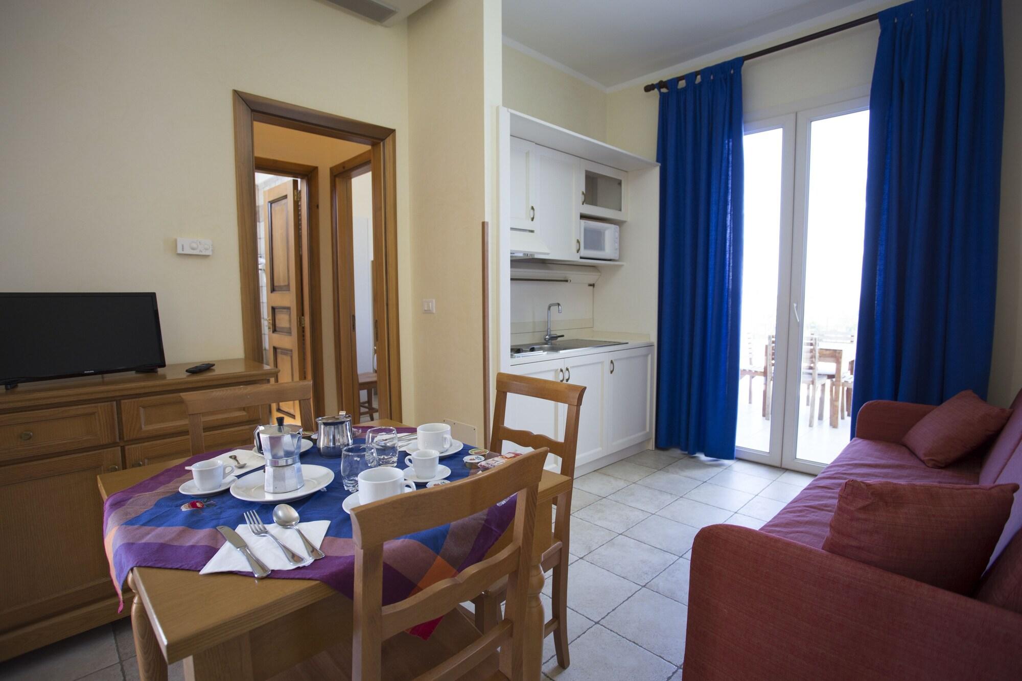 Hotel Resort Portoselvaggio Sant Isidoro  Exteriör bild