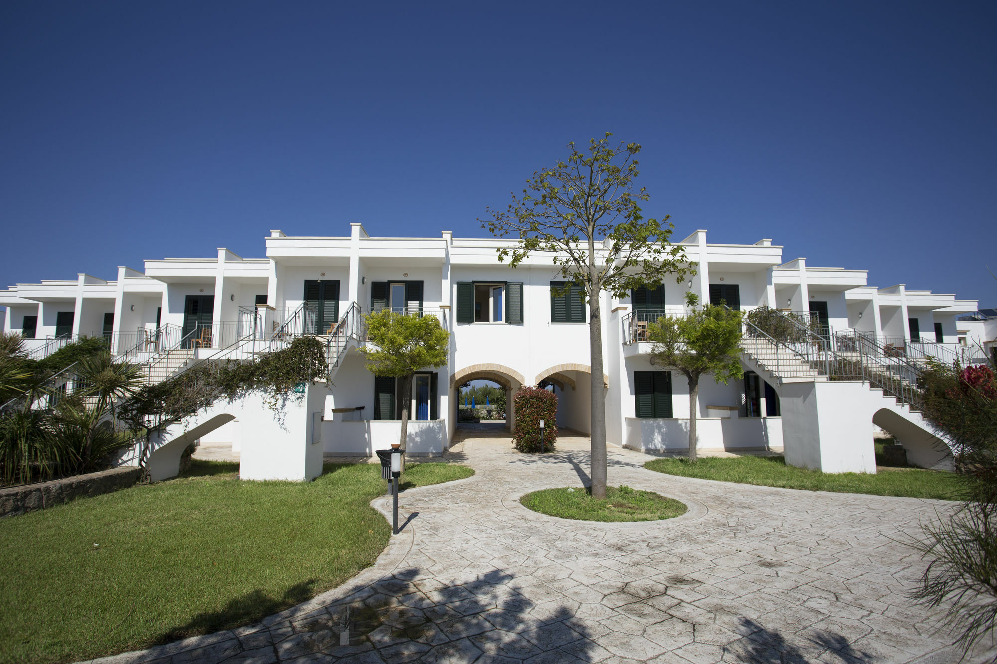 Hotel Resort Portoselvaggio Sant Isidoro  Exteriör bild